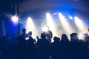 华体会网站-直播互动：球迷与现场氛围的完美结合，篮球直播话术